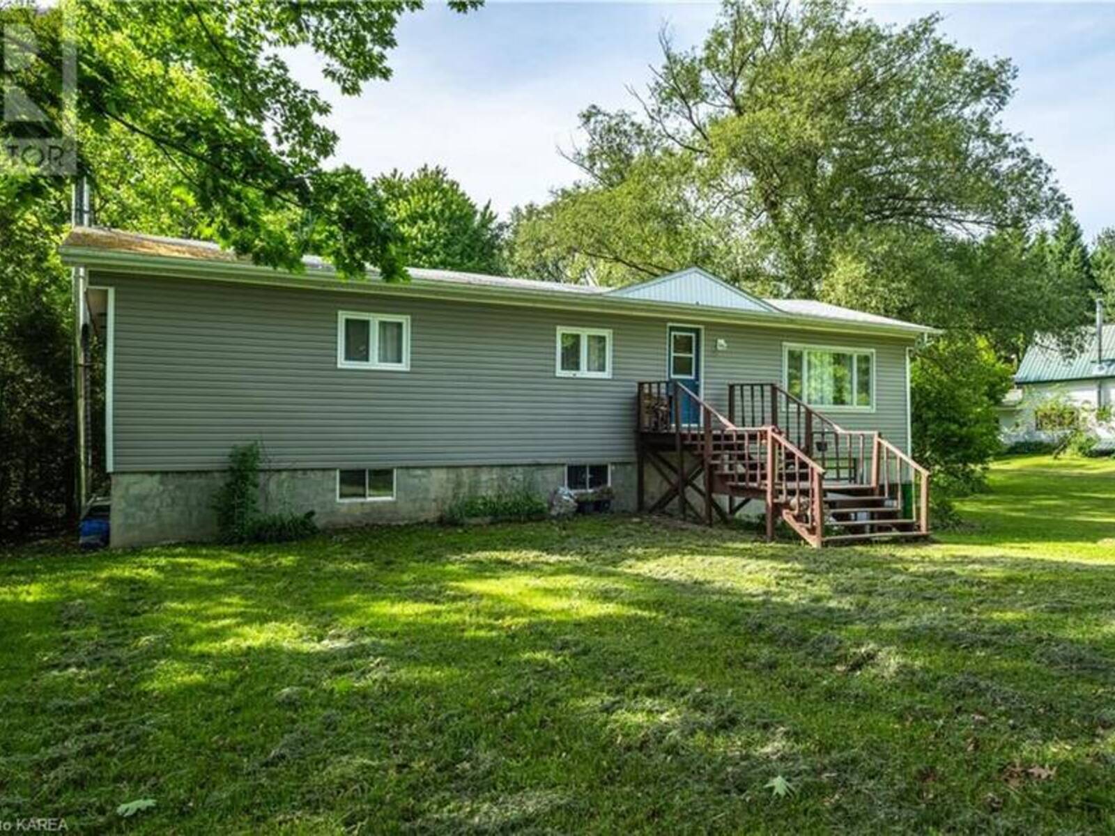 32 OLD RIVER Road, Mallorytown, Ontario K0E 1R0