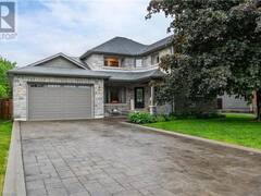 43 KIDD Drive Amherstview Ontario, K7N 1V5