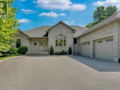 1815 FOXDALE Place Glenburnie Ontario, K0H 1S0