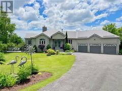 4617 BEDFORD Road Sydenham Ontario, K0H 2T0