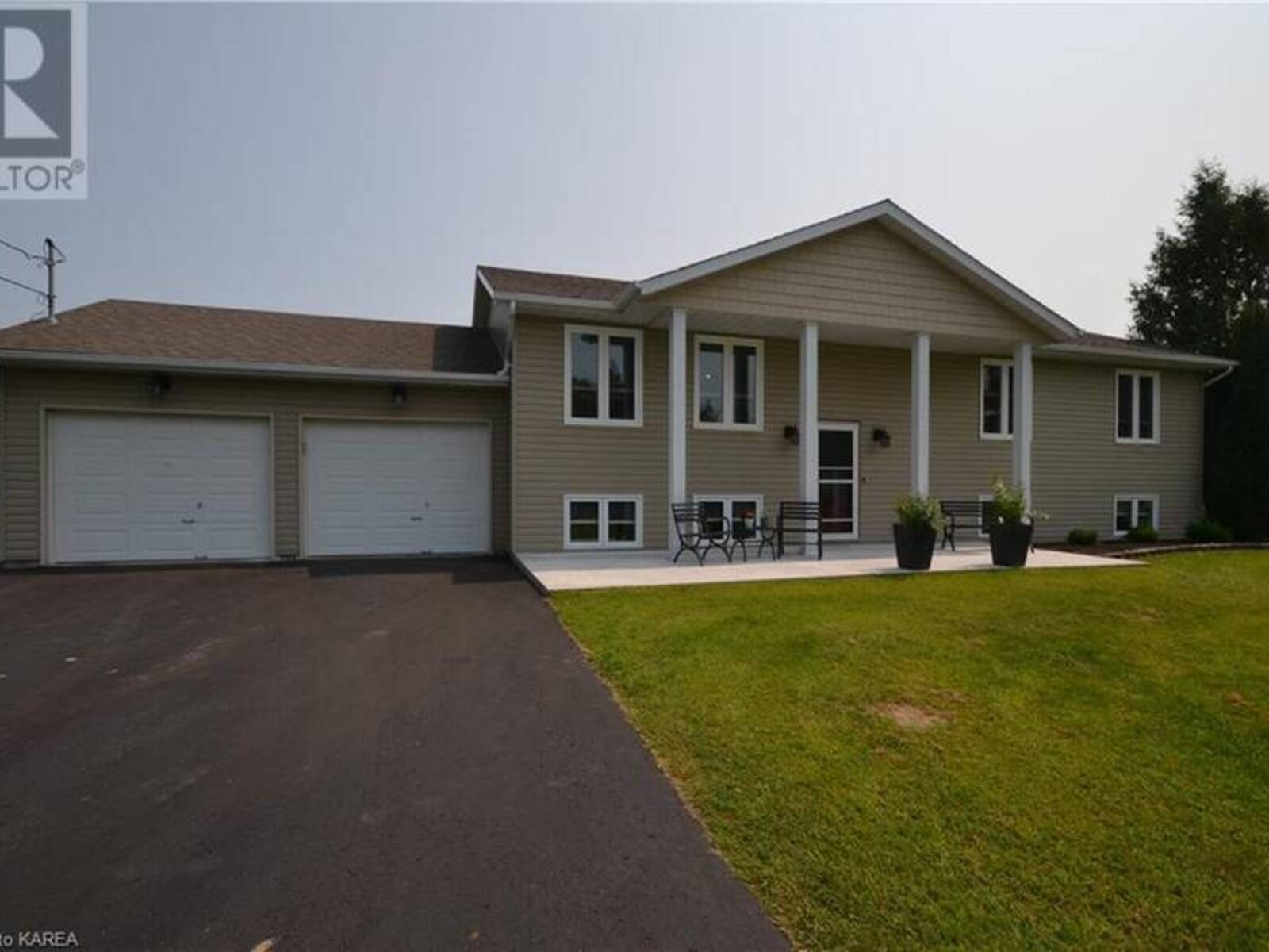 4048 SYDENHAM Road, Sydenham, Ontario K0H 2T0