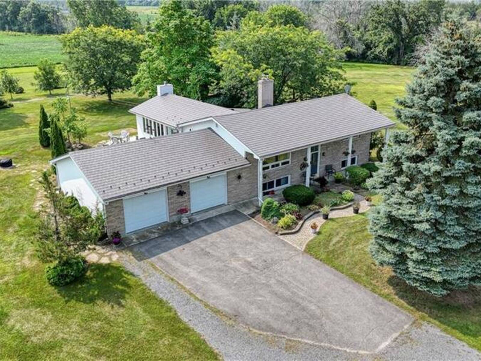 2118 COUNTY ROAD 9, Napanee, Ontario K7R 3K8