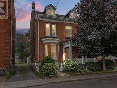 81 WELLINGTON Street Kingston Ontario, K7L 3C5