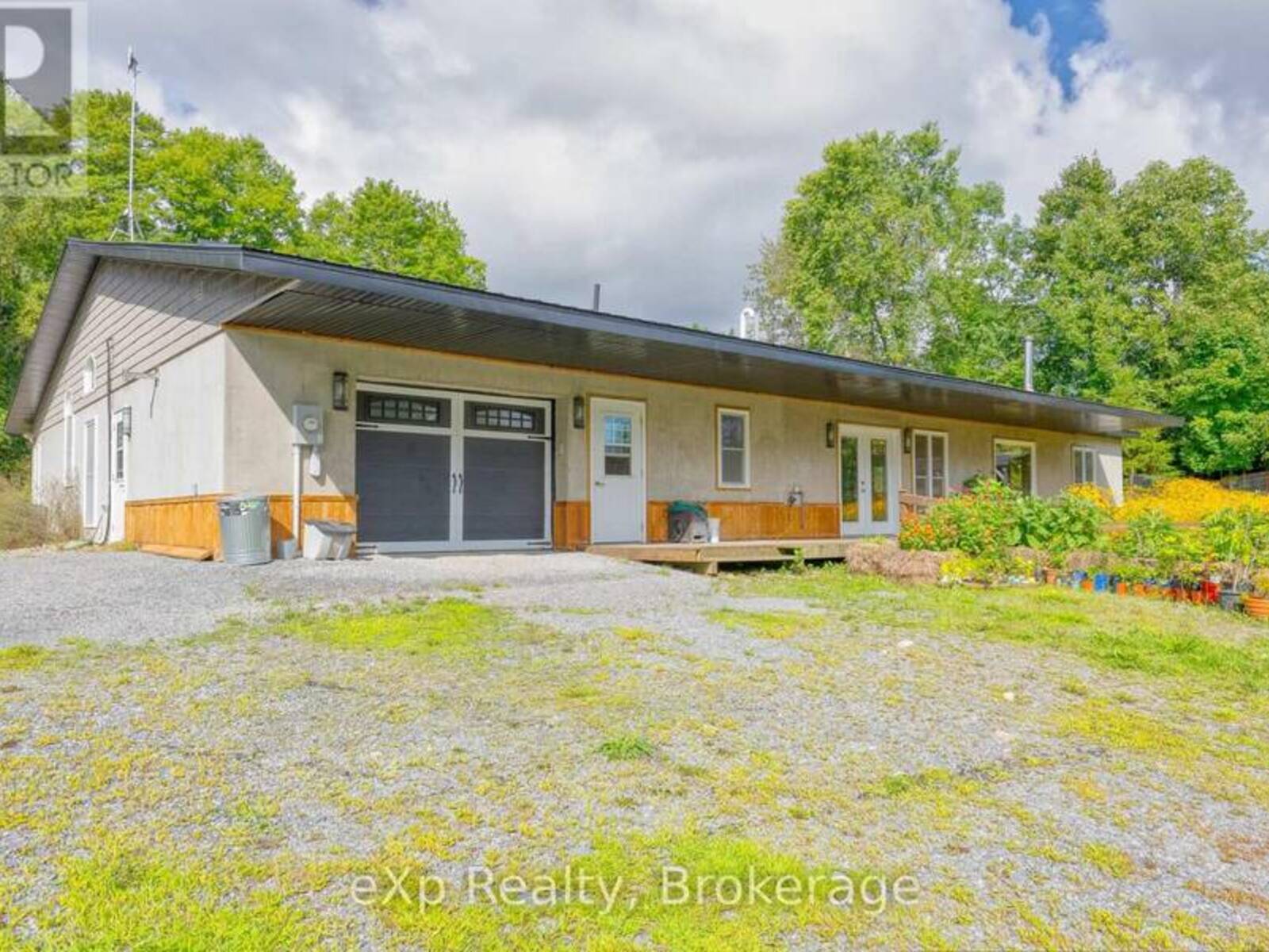 345 BUNKER HILL RD, South Frontenac, Ontario K0H 1T0