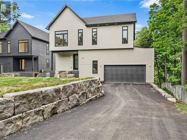 330 NICHOLSON PT Road Bath Ontario, K0H 1G0