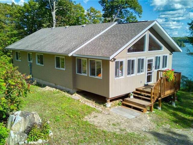 1055 ALMOST LANE Ardoch Ontario, K0H 1C0