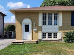 876 BEACONHILL COURT Kingston Ontario, K7P 2A8