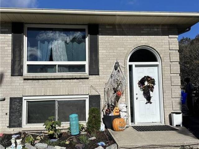 882 BEACONHILL COURT Kingston Ontario, K7P 2A9