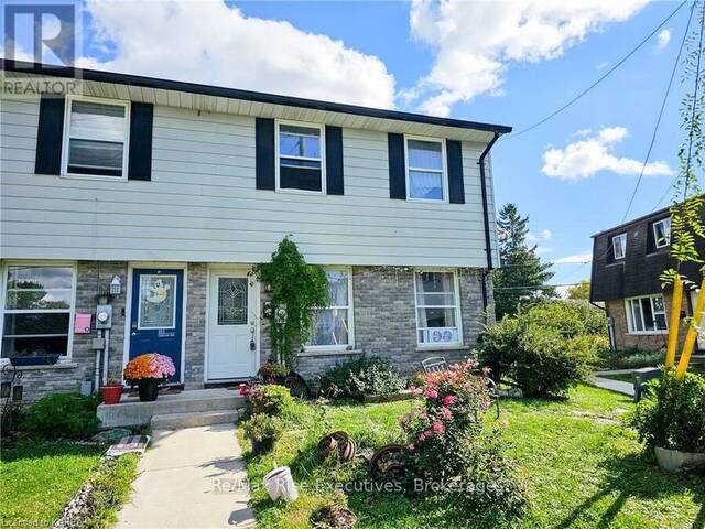 895 OAKVIEW AVENUE Kingston Ontario, K7M 6V4