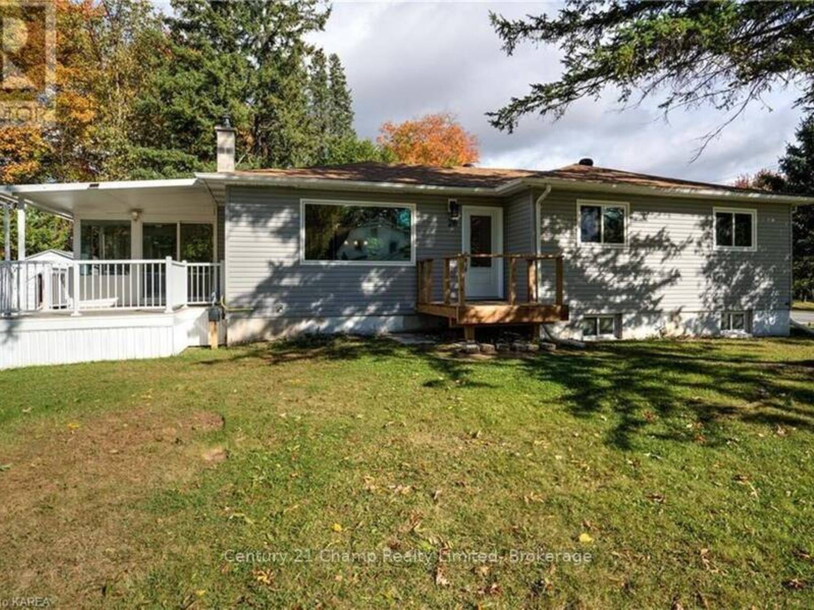 28 CRAWFORD DRIVE, Marmora, Ontario K0K 2M0