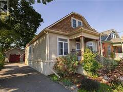 286 NELSON Street Kingston Ontario, K7K 4M8