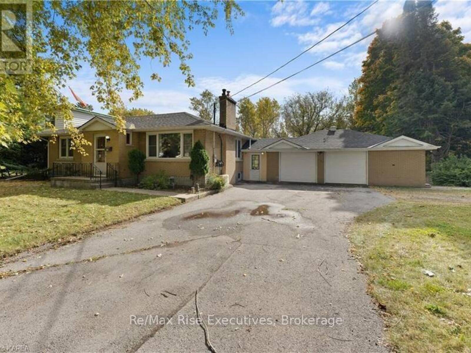 203 ARNOLD STREET, Kingston, Ontario K7M 3M4