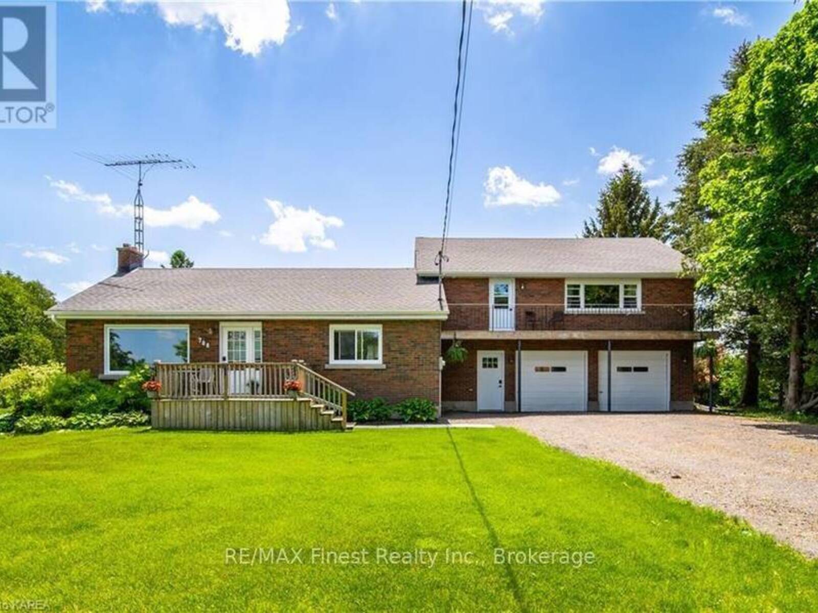 788 SIMMONS ROAD, Loyalist, Ontario K0H 2H0