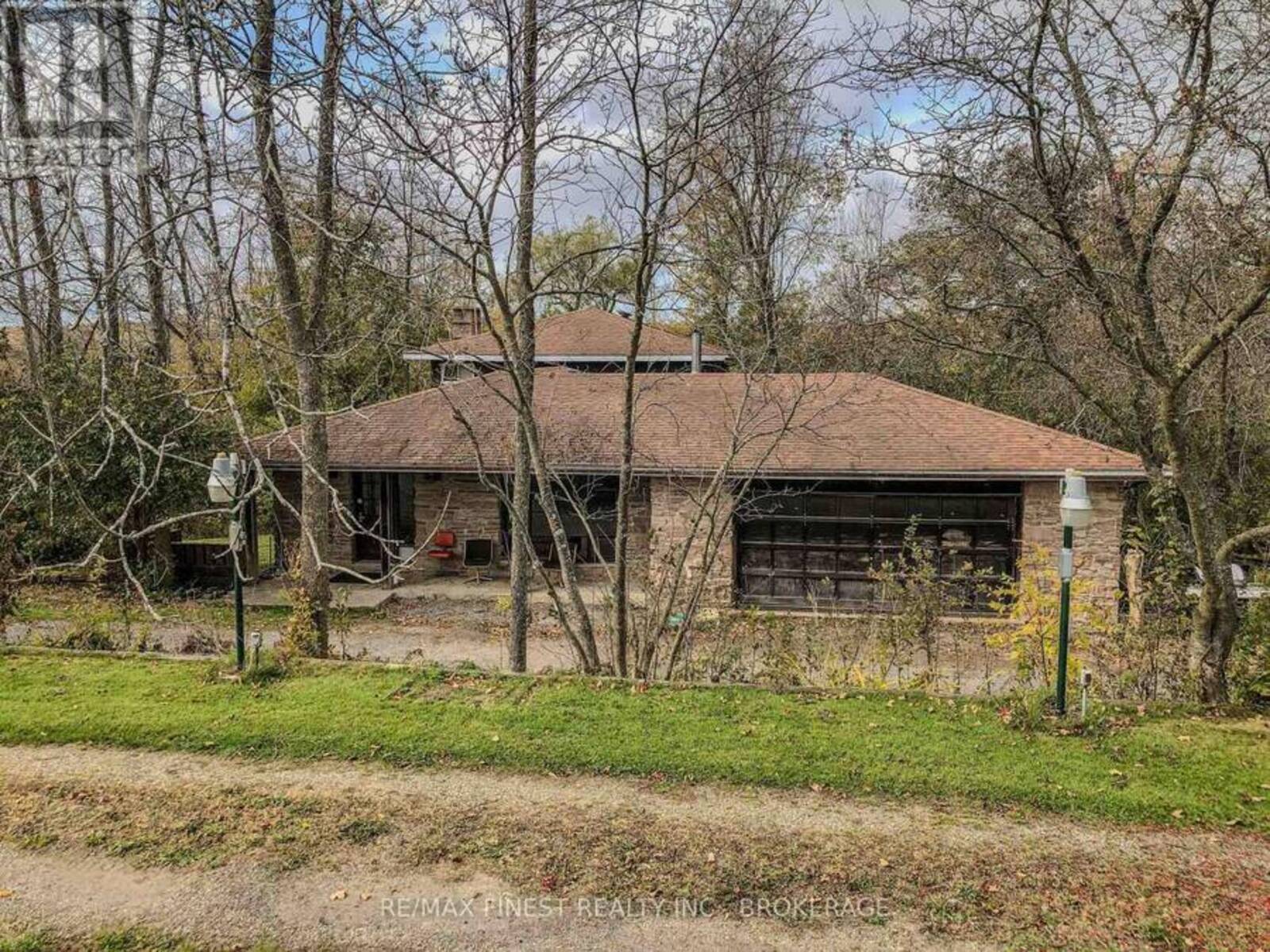 3327 WILTON ROAD N, South Frontenac, Ontario K0H 1V0