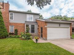 196 COUNTRY CLUB DRIVE Kingston Ontario, K7M 7B6