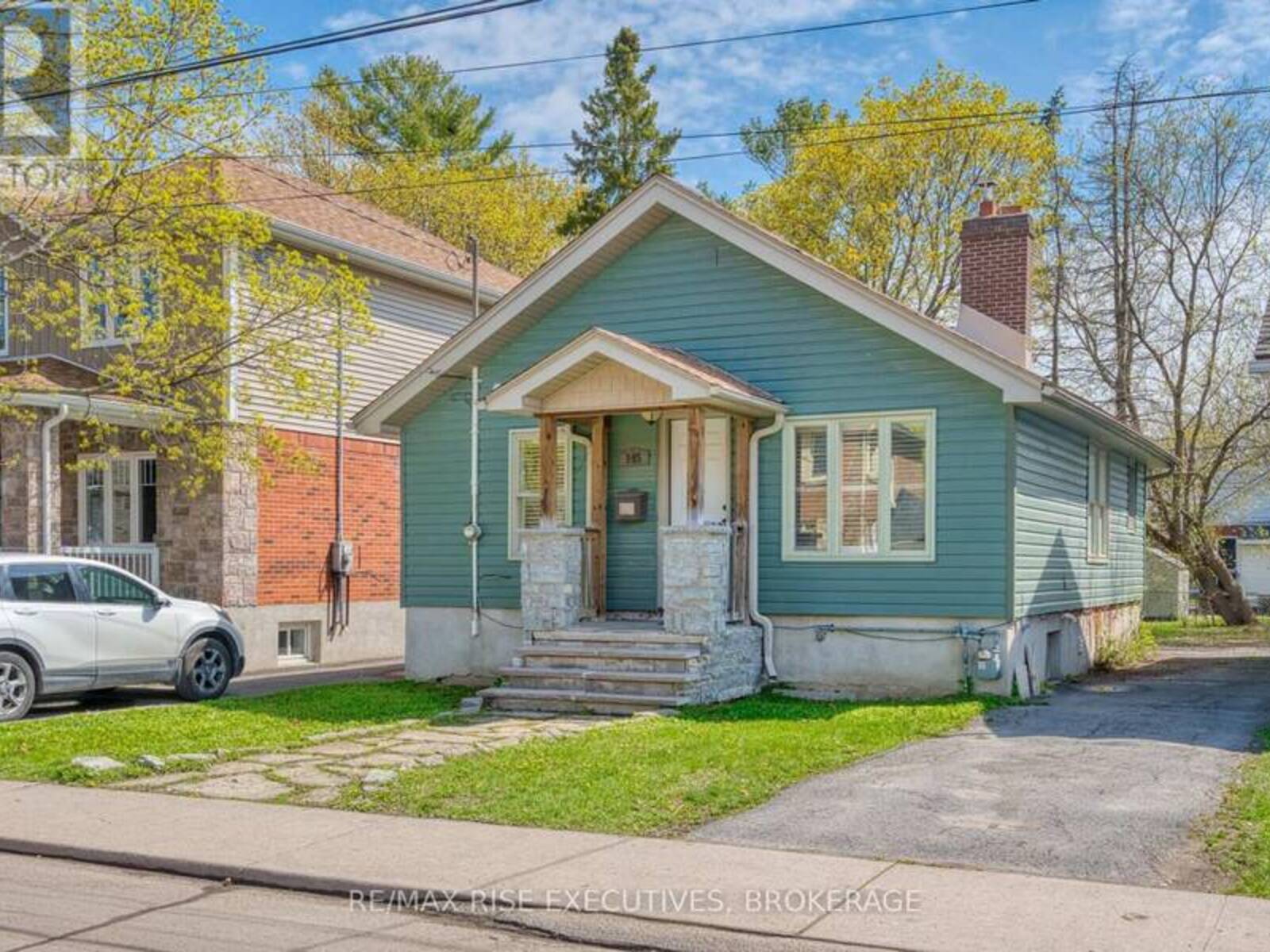 145 MACDONNELL STREET, Kingston, Ontario K7L 4B9