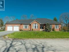 651 WOODLAND PLACE Kingston Ontario, K7L 4V1