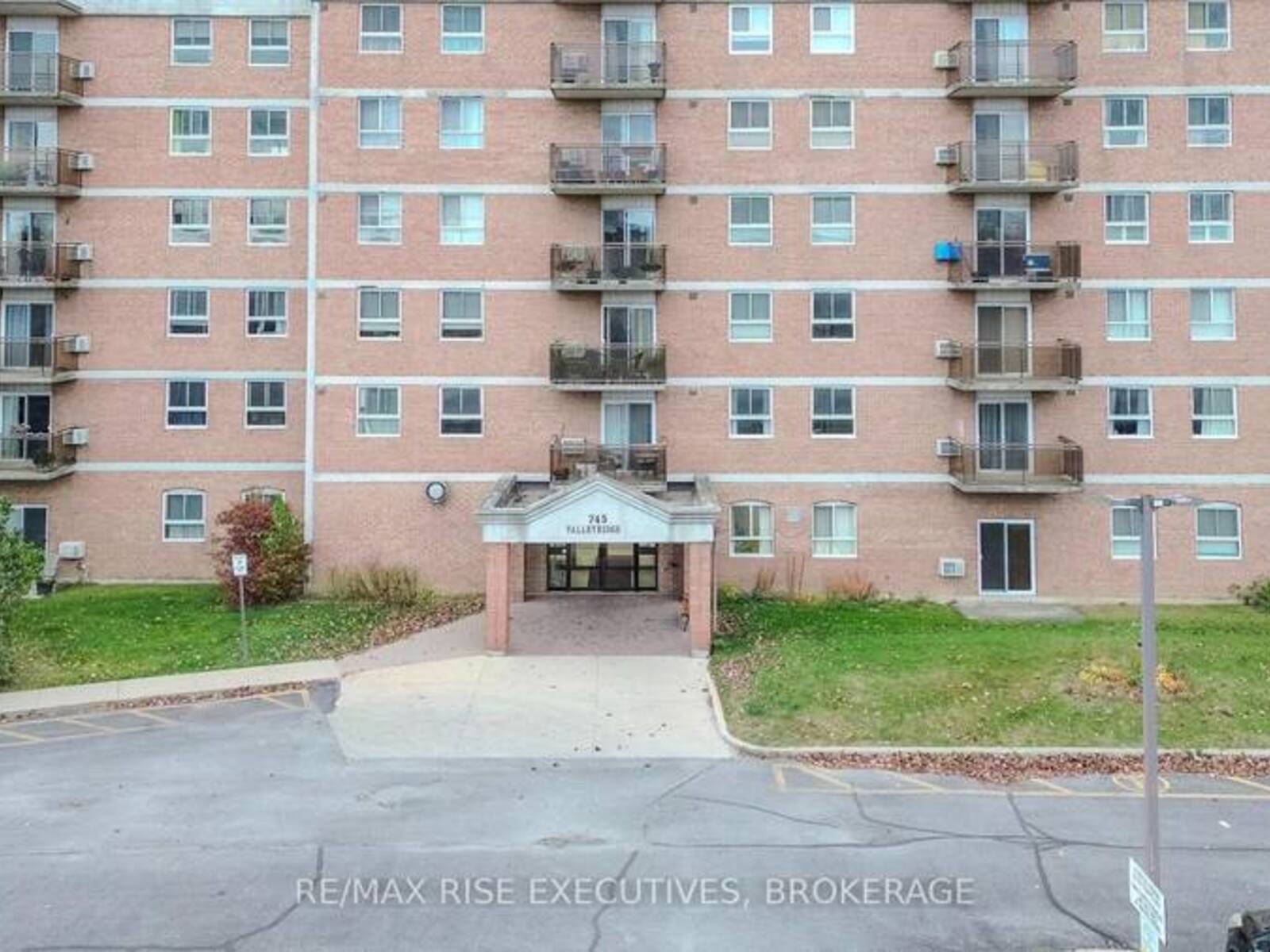 203 - 745 DAVIS DRIVE, Kingston, Ontario K7M 8J4