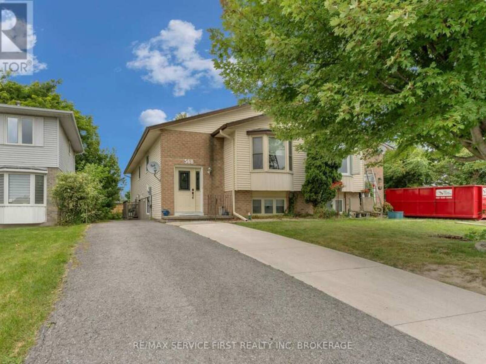 568 DAVIS DRIVE, Kingston, Ontario K7M 7Y2