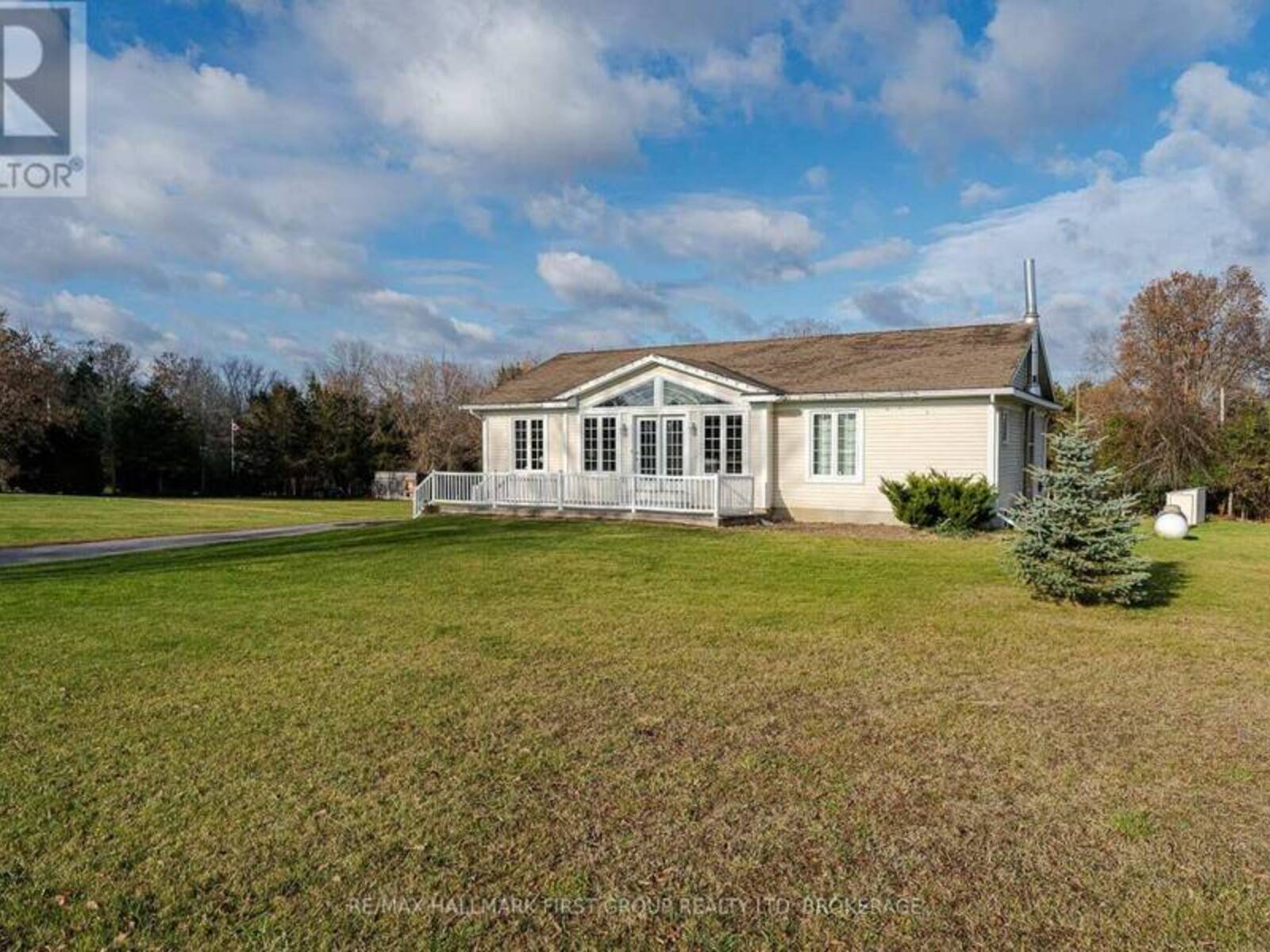 819 COUNTY RD 9 ROAD, Napanee, Ontario K7R 3K8