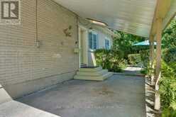 218 GLEN CASTLE ROAD | Kingston Ontario | Slide Image Three