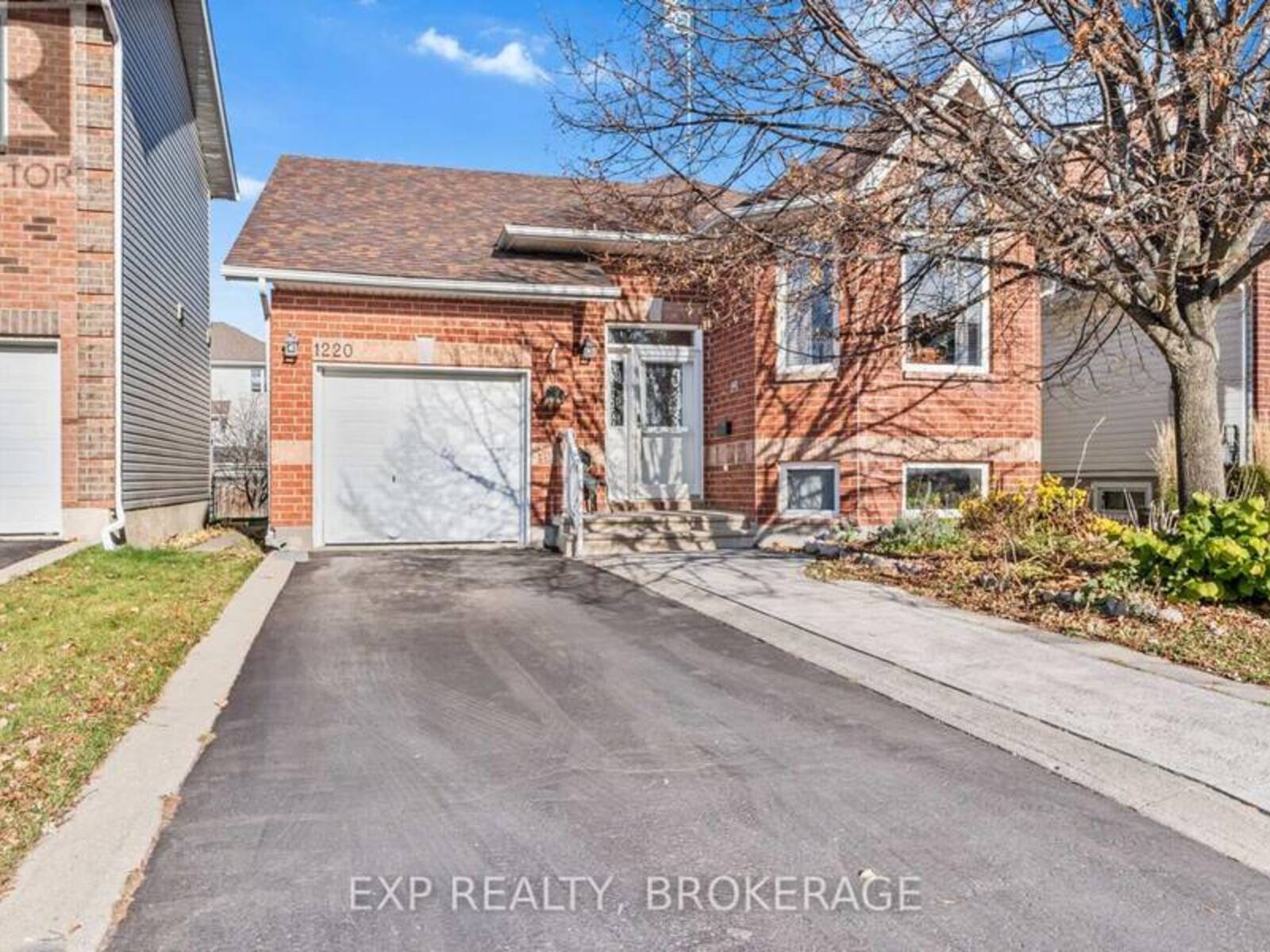 1220 CYPRUS ROAD, Kingston, Ontario K7K 7K4