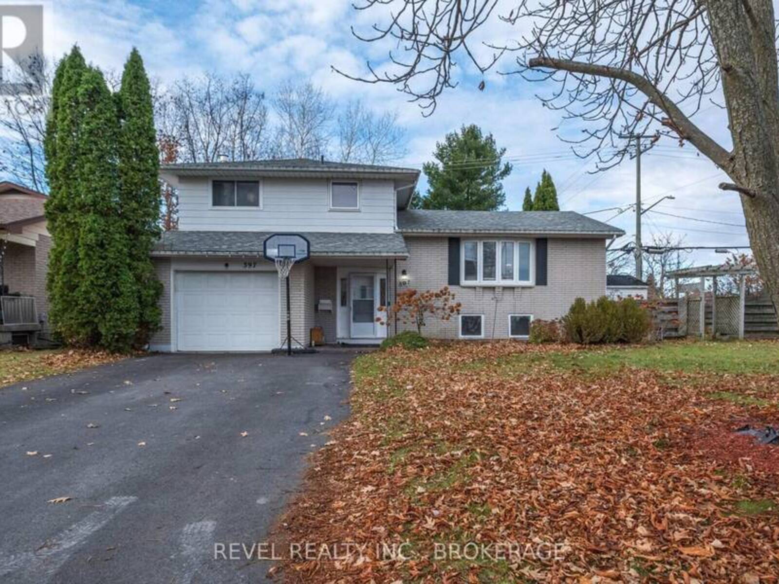 397 CHELSEA ROAD, Kingston, Ontario K7M 4A2