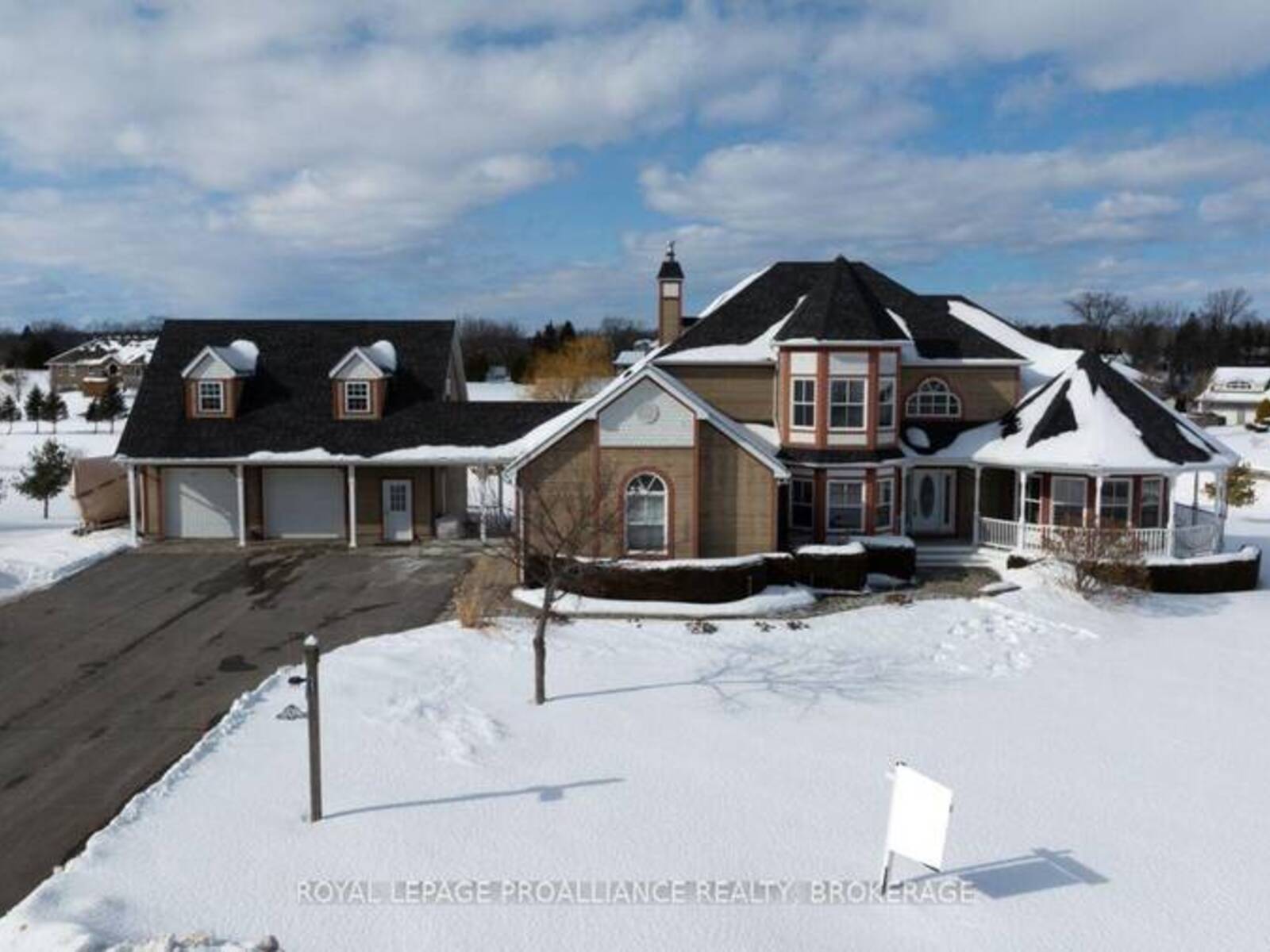 147 ISLAND VIEW DRIVE, Leeds and the Thousand Islands, Ontario K7G 2V5