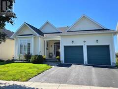 44 COUNTRY CLUB DRIVE Loyalist Ontario, K0H 1G0