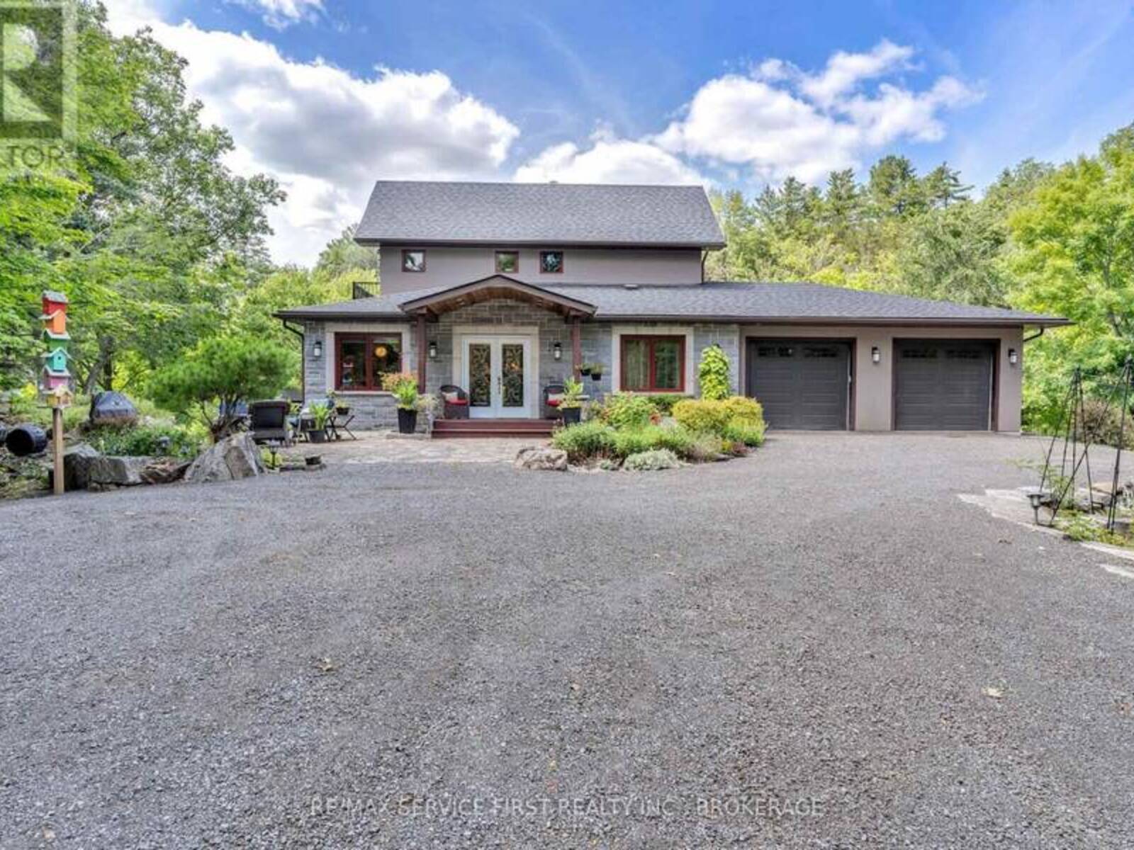 7955 PERTH ROAD, Inverary, Ontario K0H 2L0