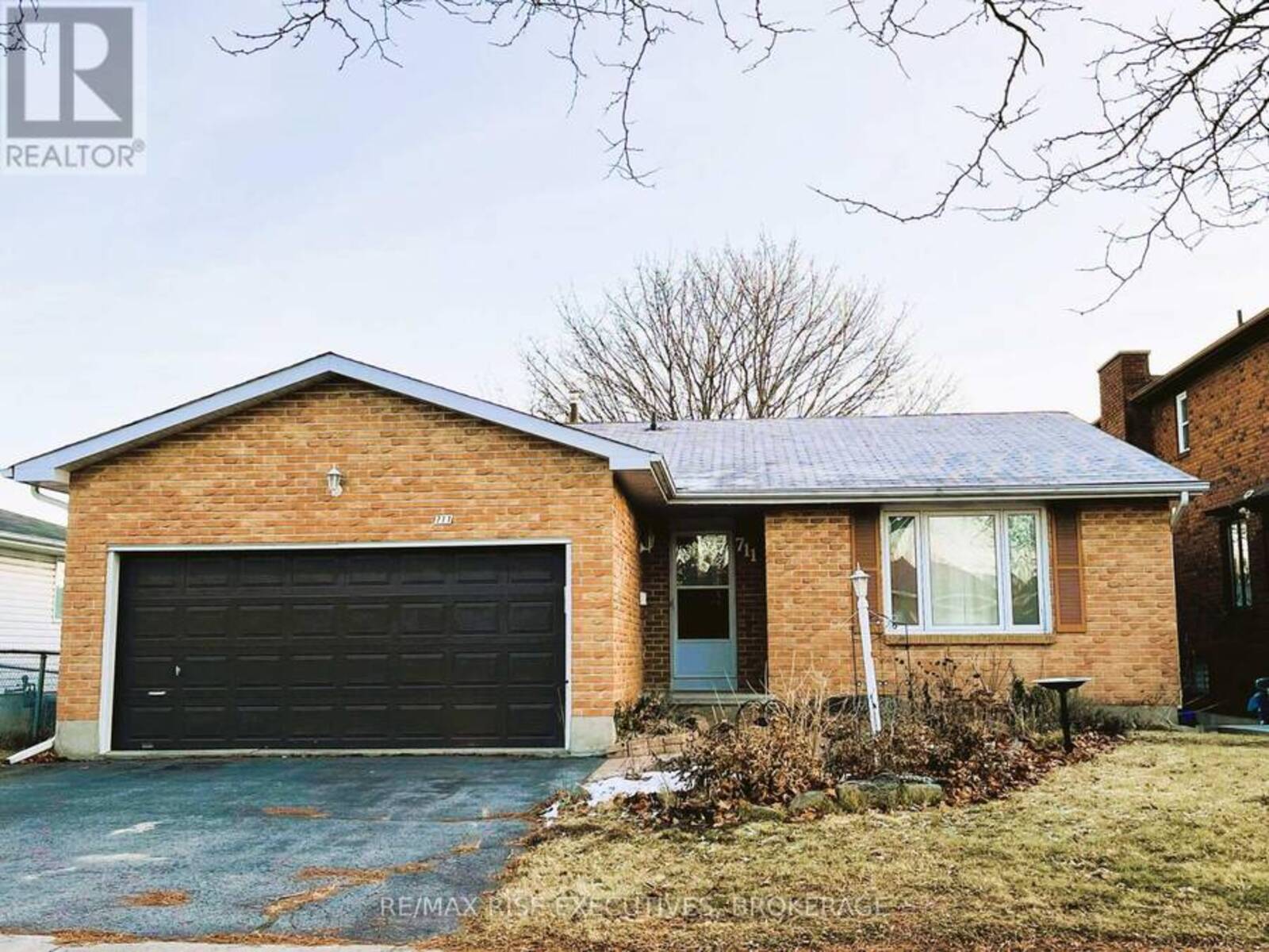 711 MUIRFIELD CRESCENT, Kingston, Ontario K7M 8E6