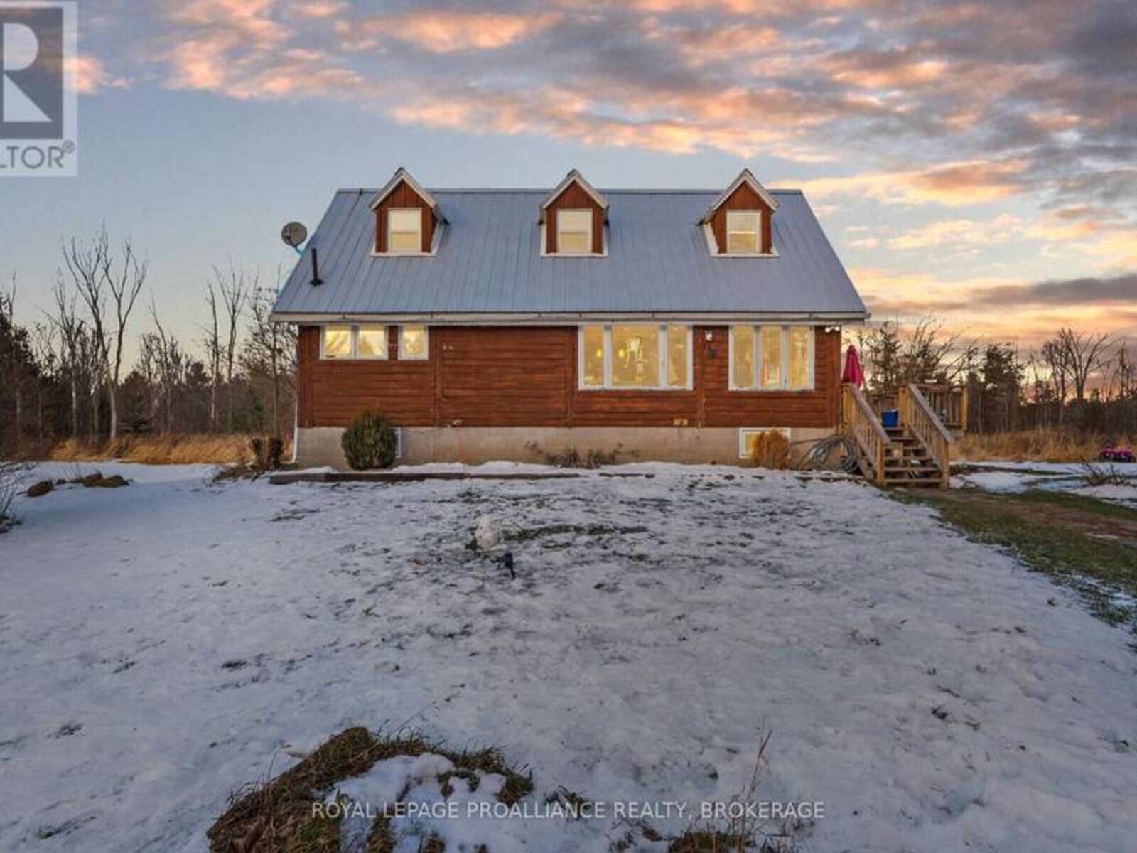 6394 LEVEQUE ROAD, South Frontenac, Ontario K0H 2W0