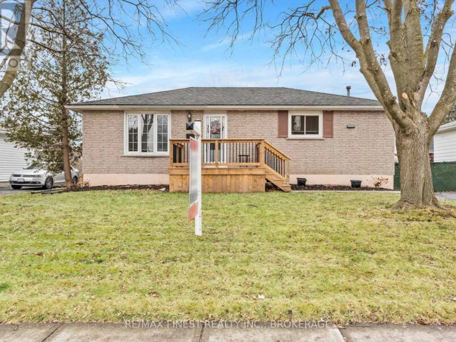 1331 WAVERLEY CRESCENT, Kingston, Ontario K7M 6K2