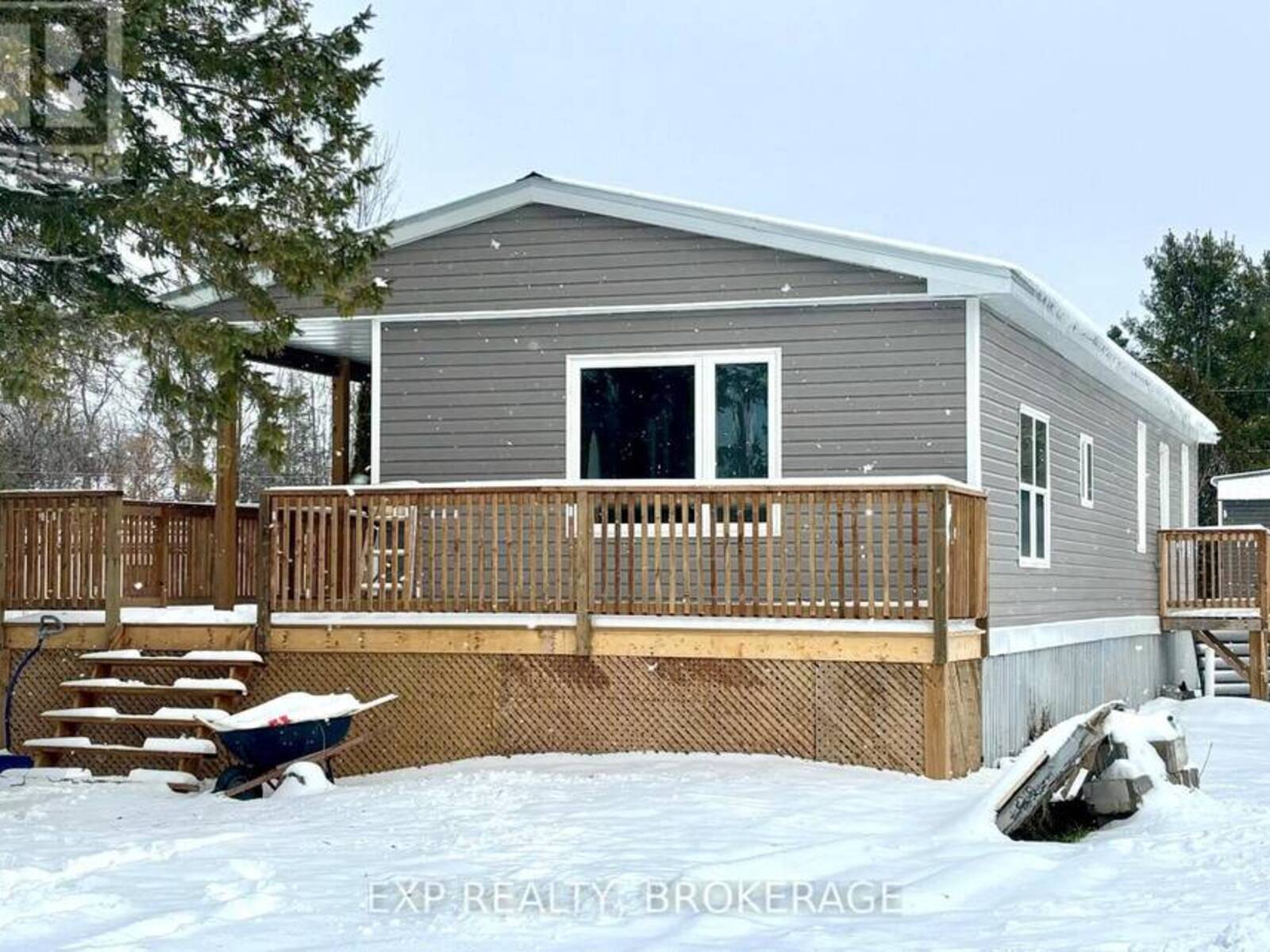 7 PATTERSON ROAD, Rideau Lakes, Ontario K0G 1E0