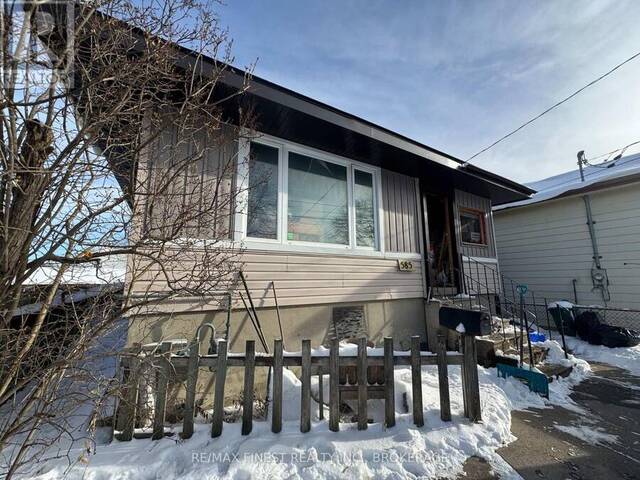 585 MACDONNELL STREET Kingston Ontario, K7K 4W9