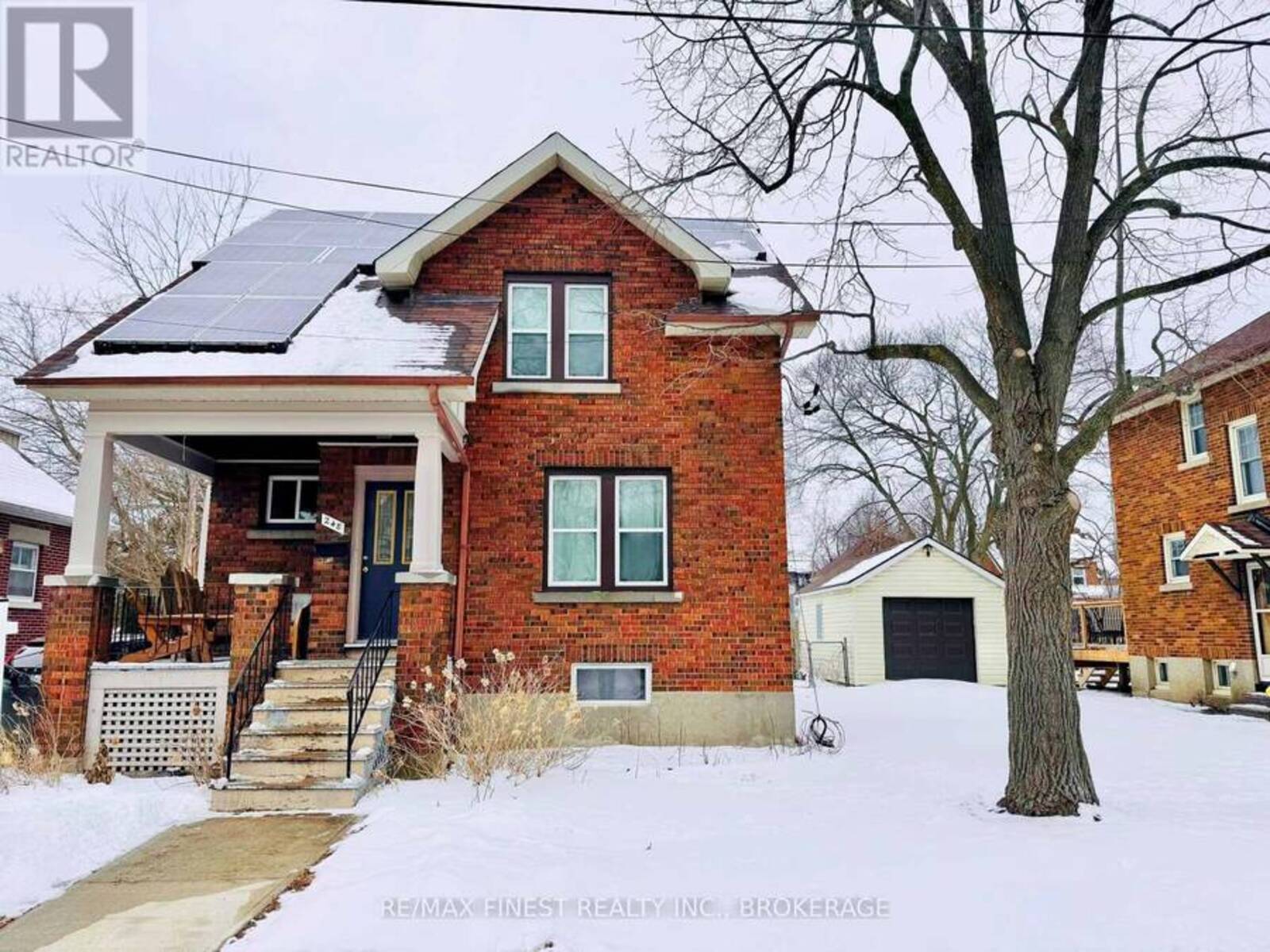 248 COLLINGWOOD STREET, Kingston, Ontario K7L 3X8