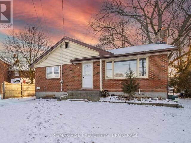 7 BENJAMIN STREET Belleville Ontario, K8P 1P6