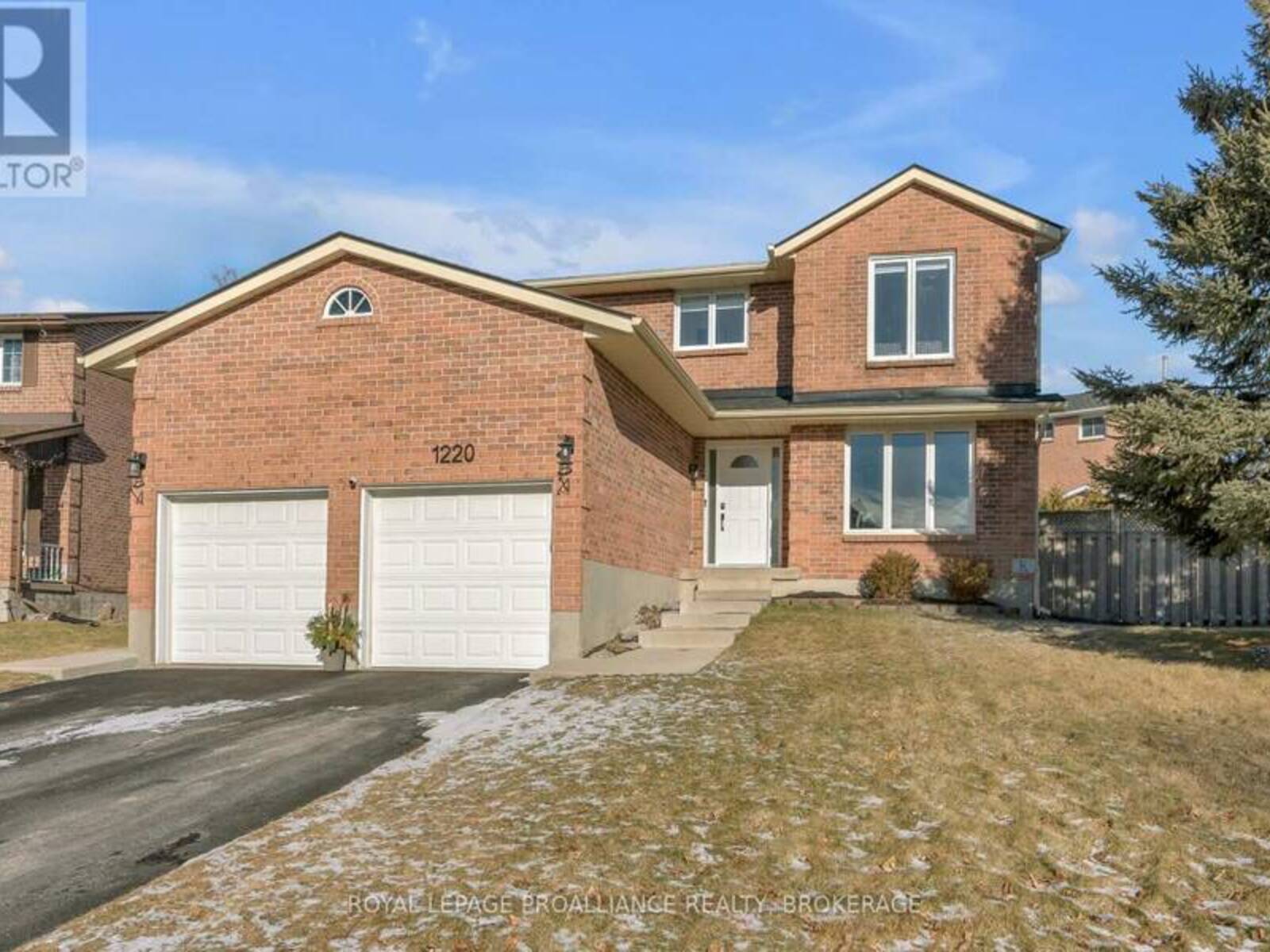 1220 HUMBERSIDE DRIVE, Kingston, Ontario K7P 2P3