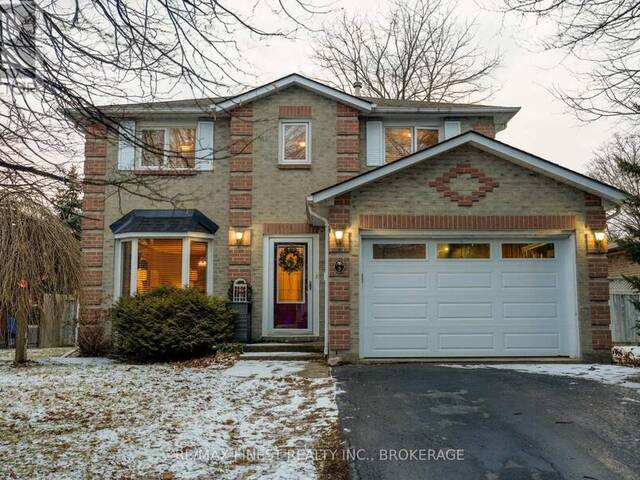 5 CHARTWELL CRESCENT Kingston Ontario, K7K 6M4