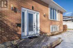 85 CONACHER DRIVE | Kingston Ontario | Slide Image Three