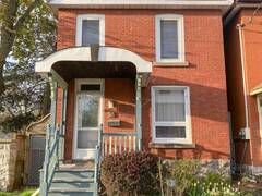 38 ORDNANCE STREET Kingston Ontario, K7K 1G4