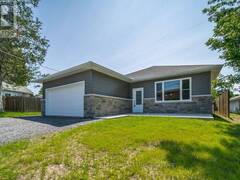 16 PALACE ROAD Greater Napanee Ontario, K7R 1A3