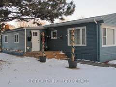 7 CLUBHOUSE DRIVE Kingston Ontario, K7K 5C7