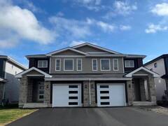 203 SUPERIOR DRIVE Loyalist Ontario, K7N 0E9