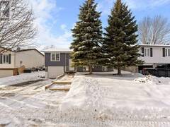 10 BARKER DRIVE Kingston Ontario, K7K 6L3