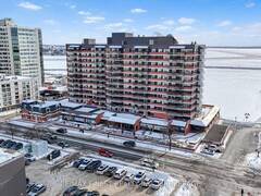 1002 - 165 ONTARIO STREET Kingston Ontario, K7L 2Y6