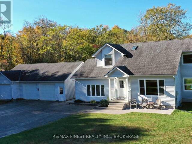 734 SHORT POINT ROAD Leeds and the Thousand Islands Ontario, K0E 1N0 - 3 Bedrooms Home For Sale