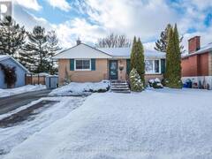 375 LAKEVIEW AVENUE Kingston Ontario, K7M 3V9