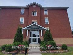 404 - 550 TALBOT PLACE N Gananoque Ontario, K7R 3C6