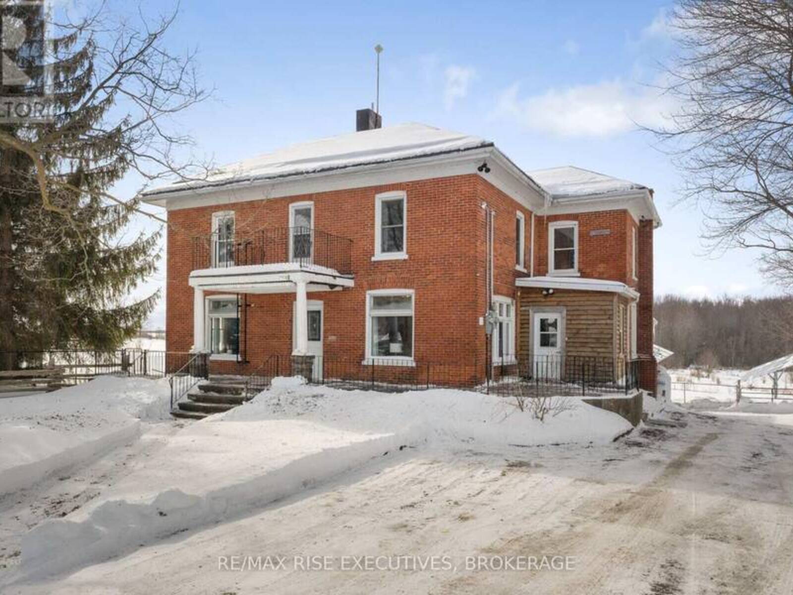 116 DOWDLE ROAD, Stone Mills, Ontario K0K 2S0